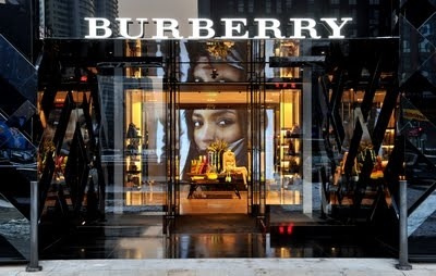 BURBERRY STORE.jpg